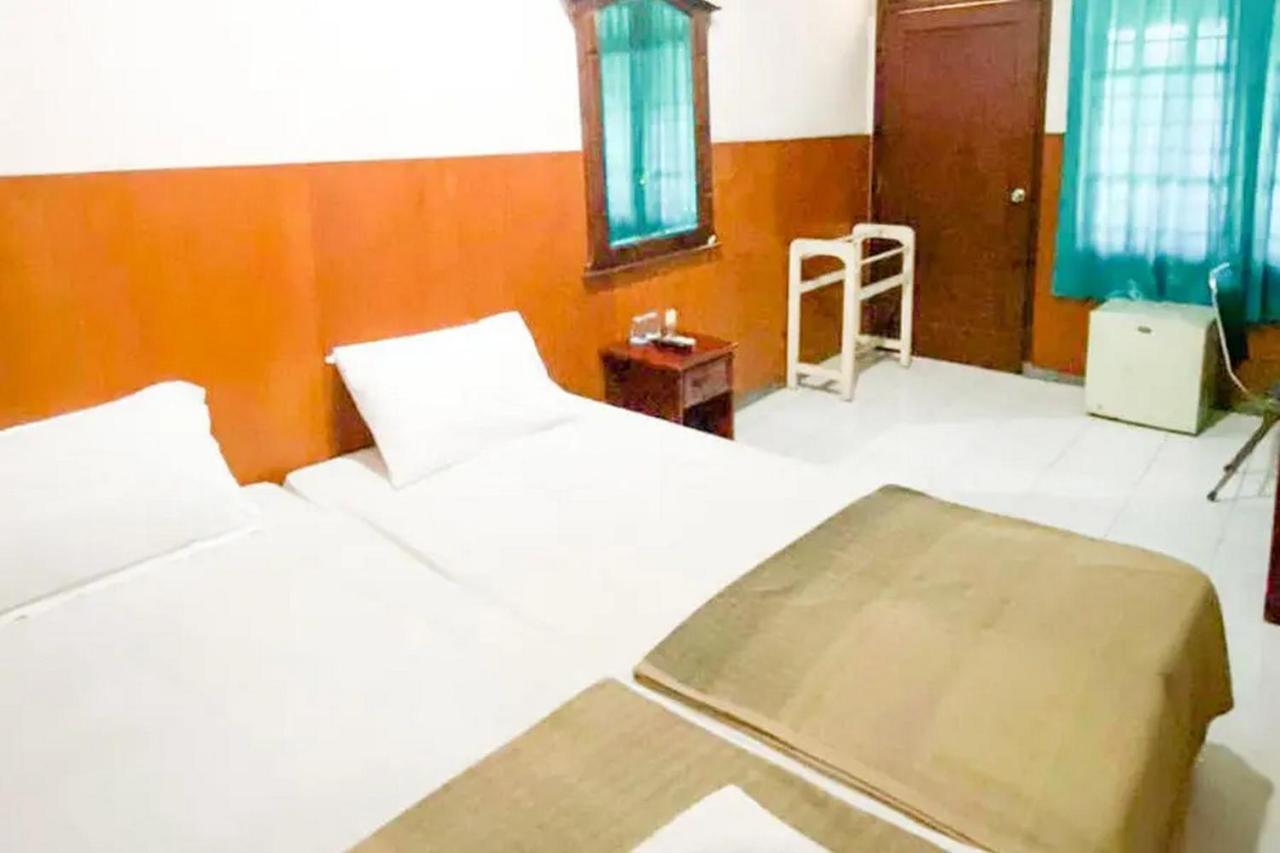 Hotel Shabine Rungkut Mitra Reddoorz Sorabaya Extérieur photo