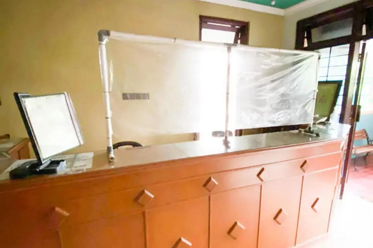 Hotel Shabine Rungkut Mitra Reddoorz Sorabaya Extérieur photo